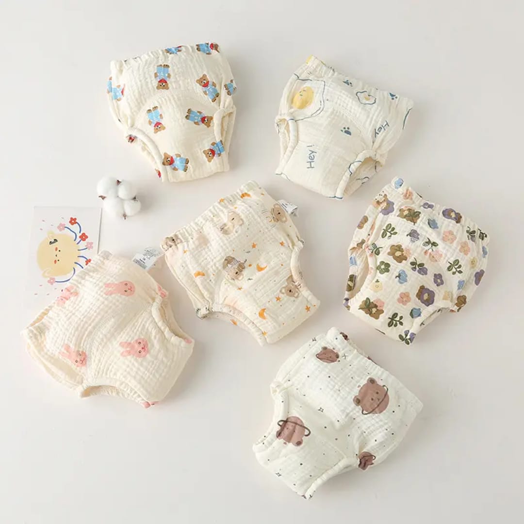 Reusable soft muslin panty diaper (size S)